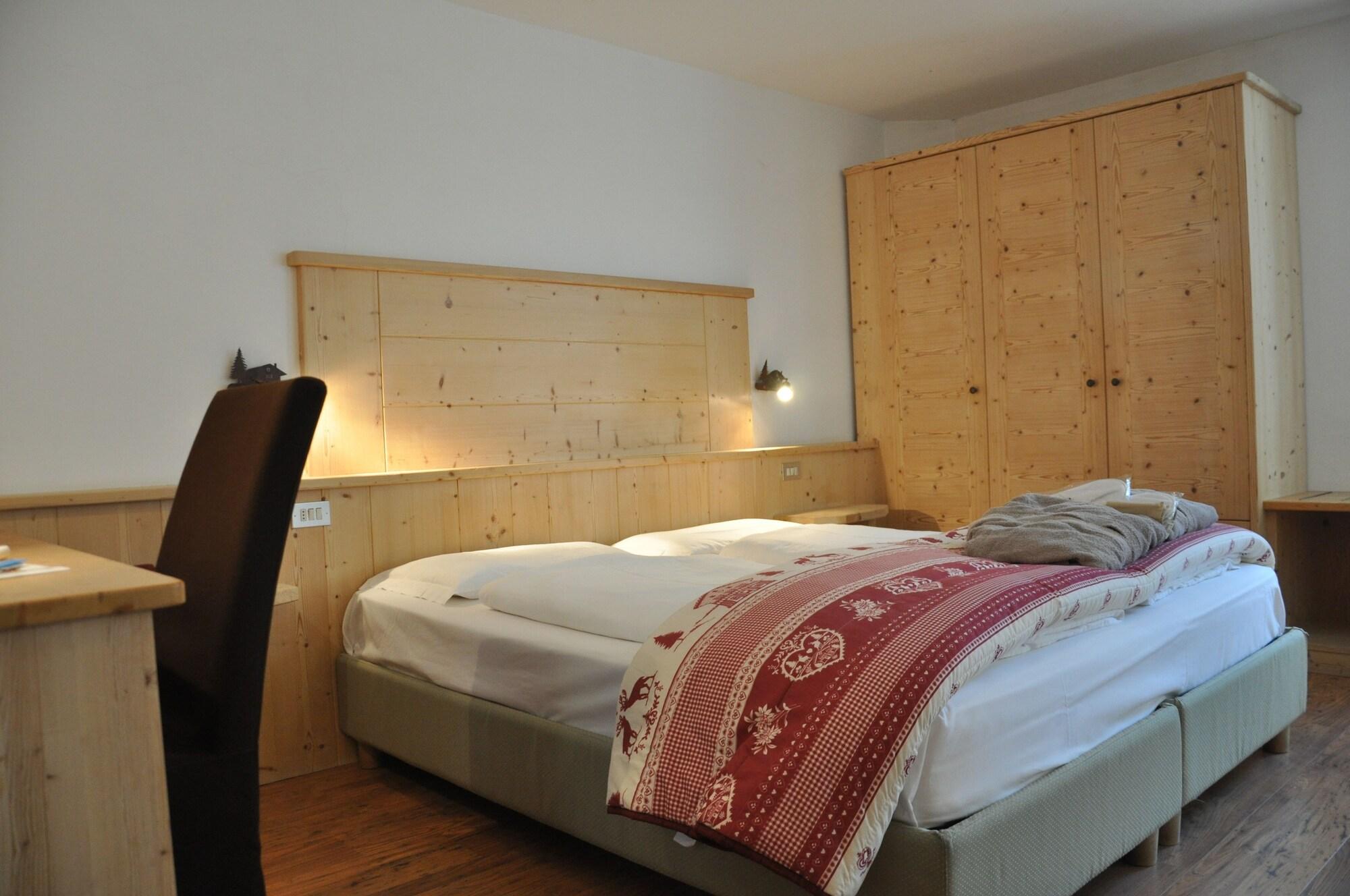 Alpenlife Hotel Someda Moena Eksteriør billede