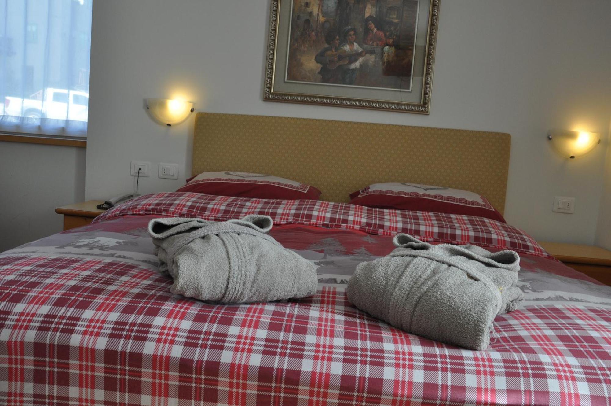 Alpenlife Hotel Someda Moena Eksteriør billede